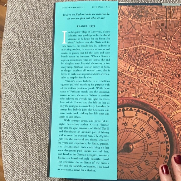 The Nightingale by Kristin Hannah - Picture 4 of 6